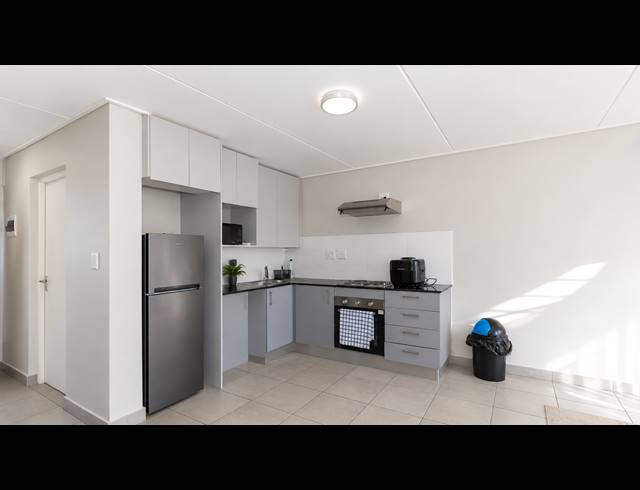 2 BEDROOM APARTMENT FOR SALE IN GROENVALLEI